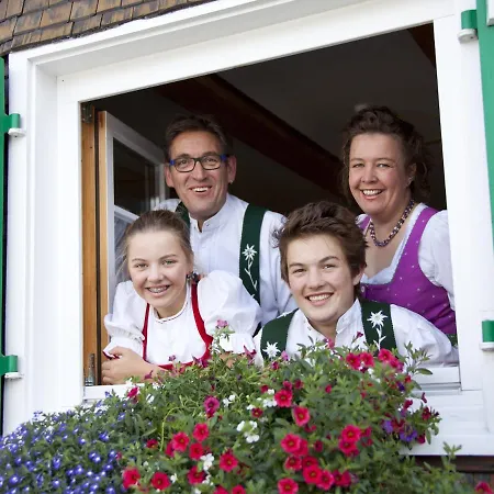 Hotel Familien- Und Wellnesshotel 