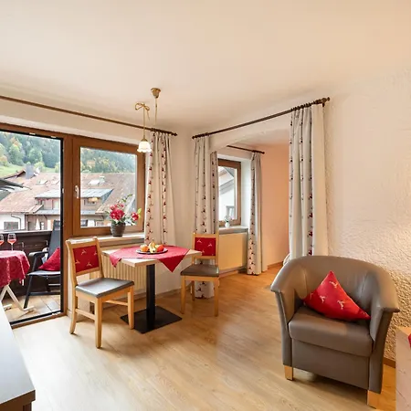 Hotell Familien- Und Wellnesshotel 